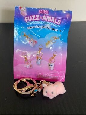Fuzz-Animals Pig Keychain